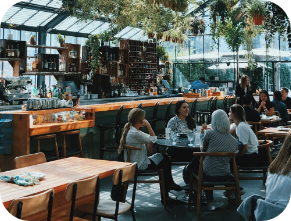 Women at cafe